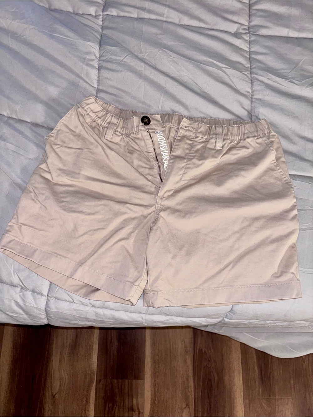 Chubbies Light Beige men’s 5.5 inseam Casual Shorts